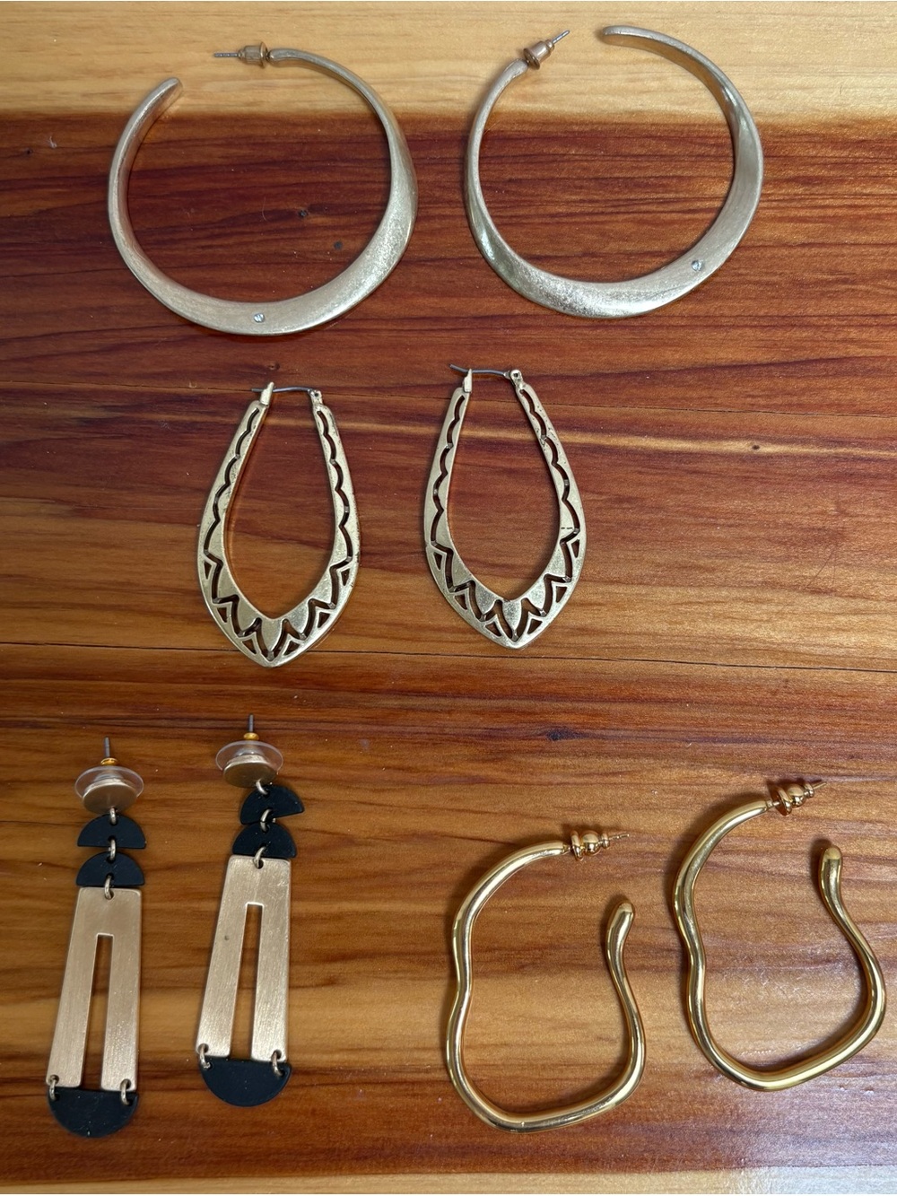 4 Pairs (8 Pc) Gold-Tone, Mixed Lot Women’s Fashion Earrings
